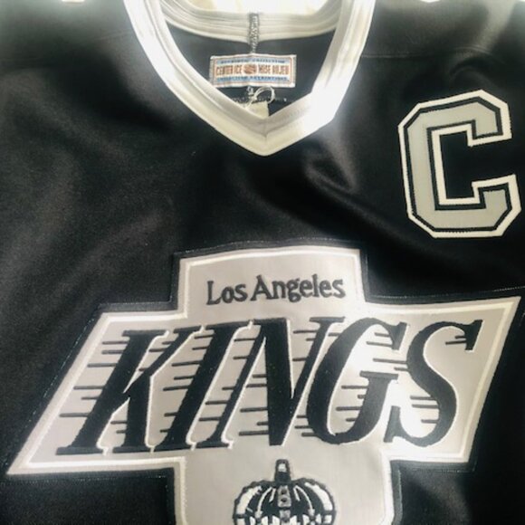 AUTHENTIC GRETZKY LA KINGS JERSEY - Picture 5 of 13